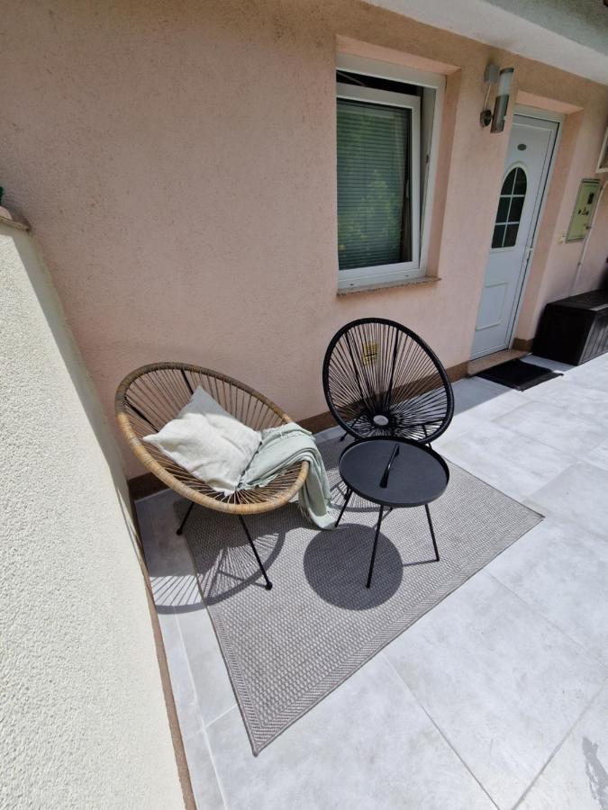 Ferienwohnung mit 180° Meerblick  Dobreć Exterior foto