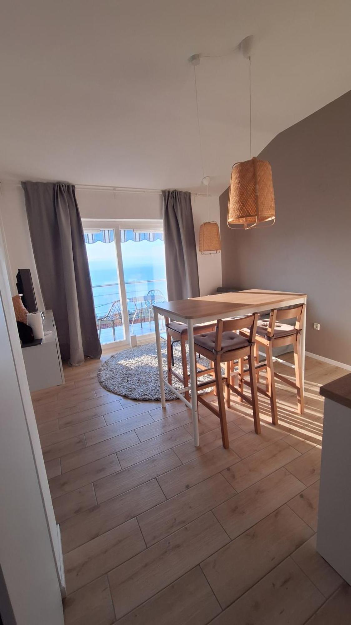 Ferienwohnung mit 180° Meerblick  Dobreć Exterior foto